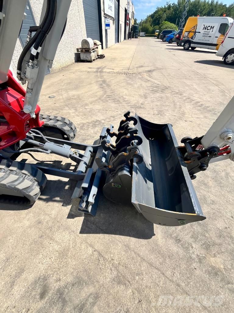 Takeuchi TB 225 Mini bageri <7t