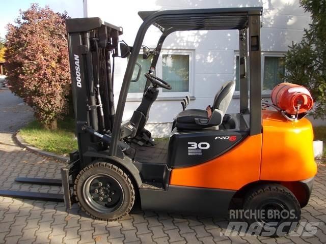 Doosan G 30 E Plinski viličari