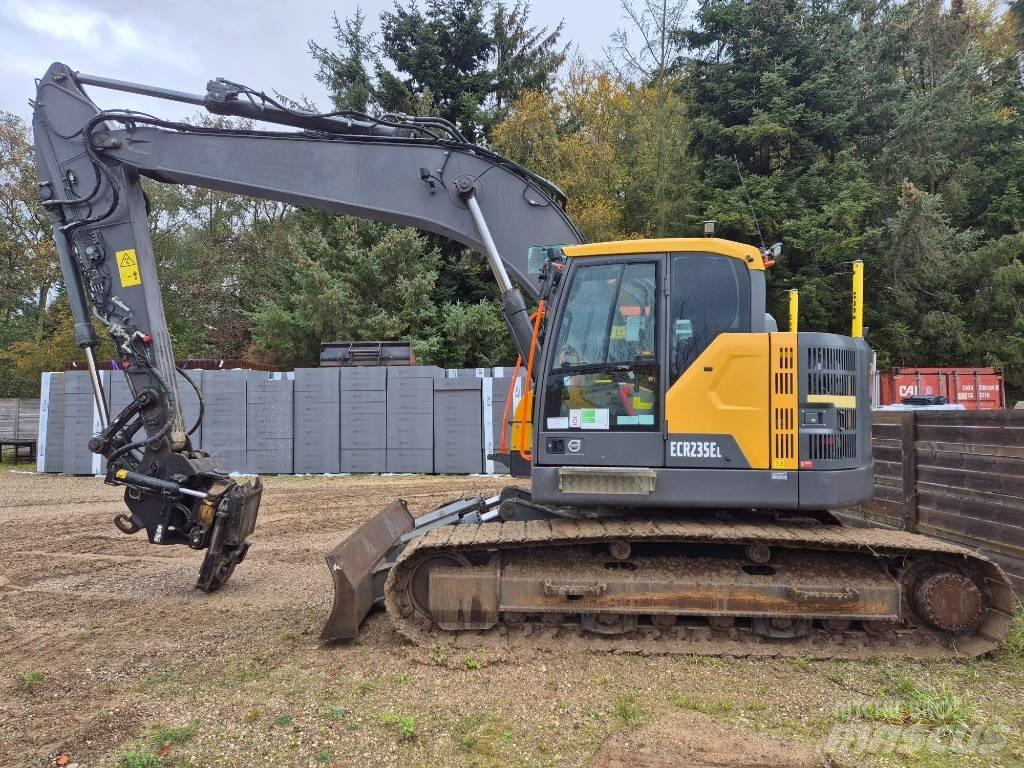 Volvo ECR235EL Bageri gusjeničari