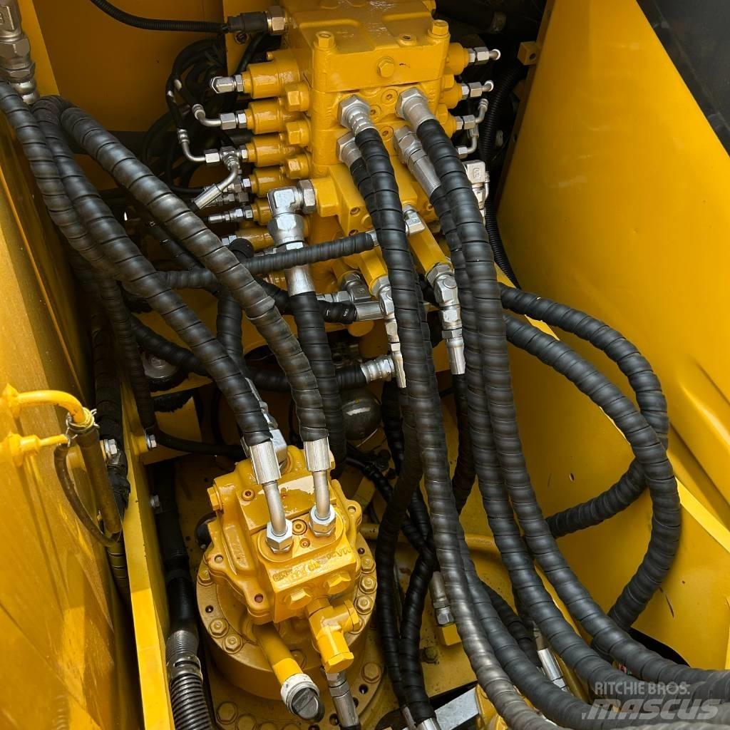 Komatsu 110 Bageri gusjeničari