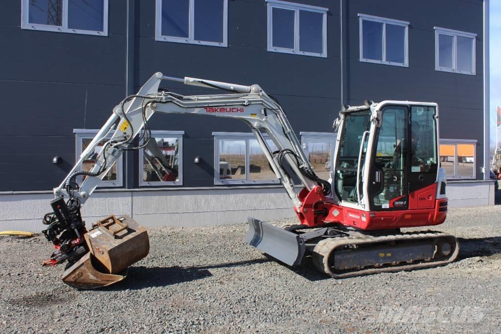 Takeuchi TB 250 Mini bageri <7t