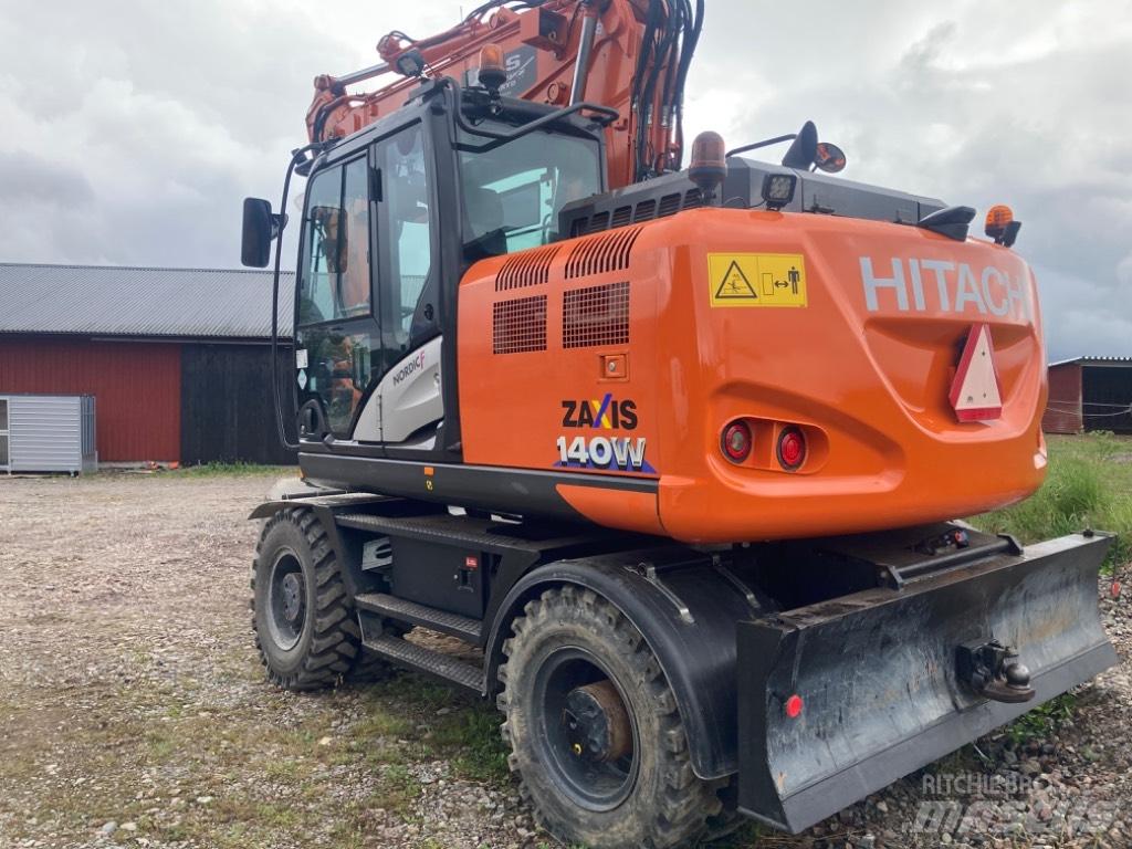 Hitachi 140w Bageri na kotačima