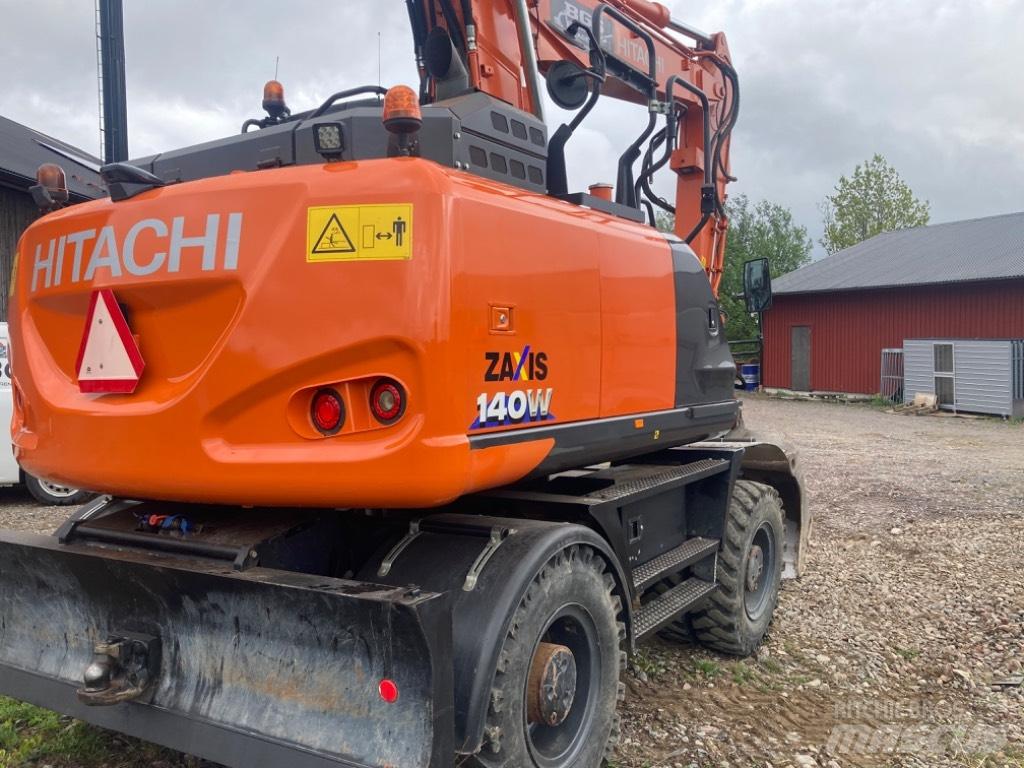 Hitachi 140w Bageri na kotačima