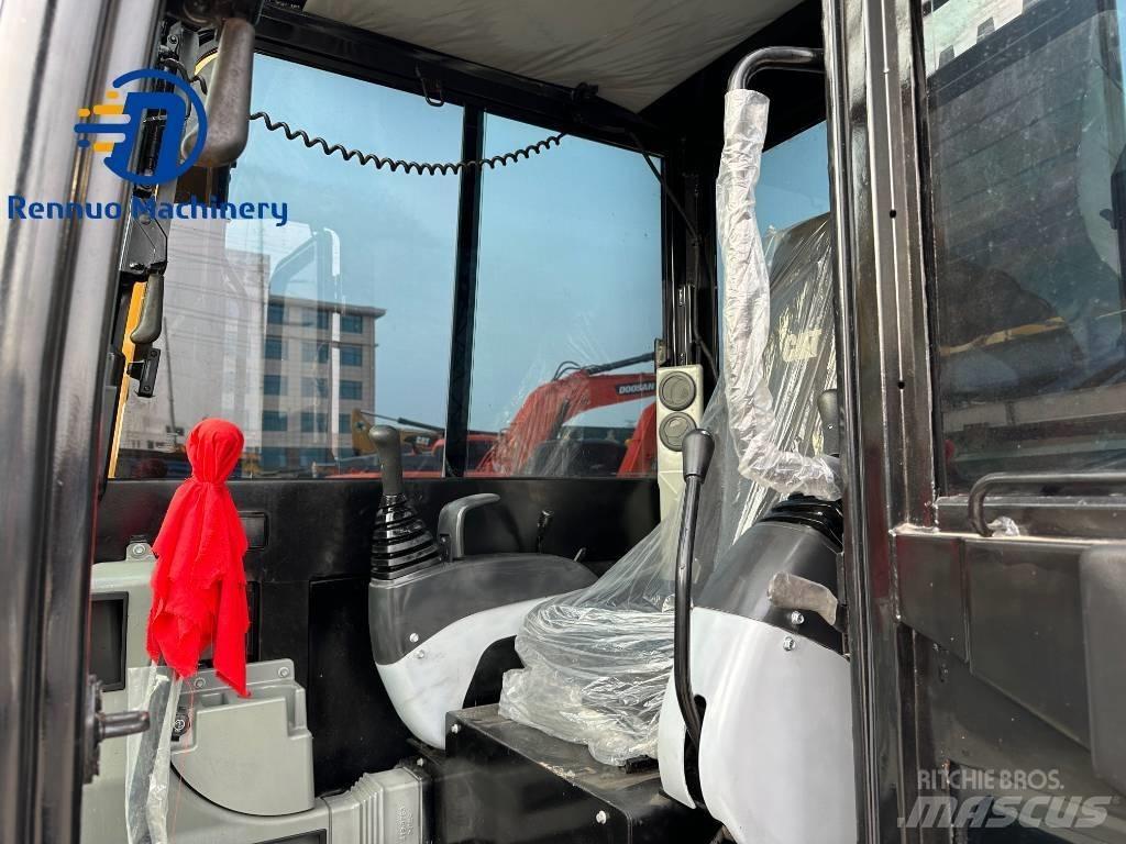 CAT 306E with rubber Mini bageri <7t