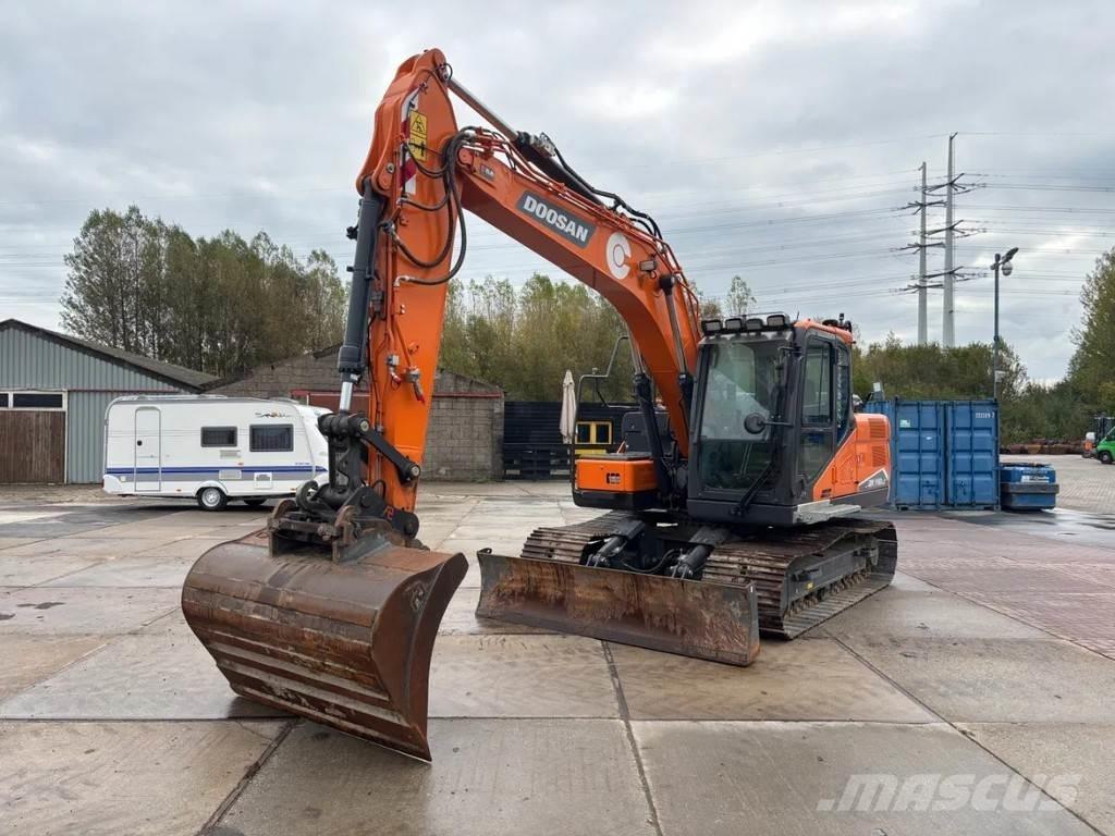 Doosan DX140LC-7 Bageri gusjeničari
