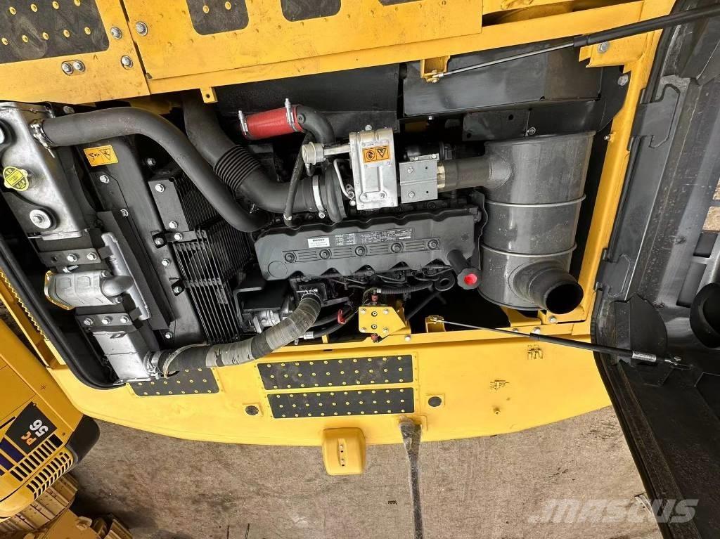 Komatsu PC 220 Bageri gusjeničari