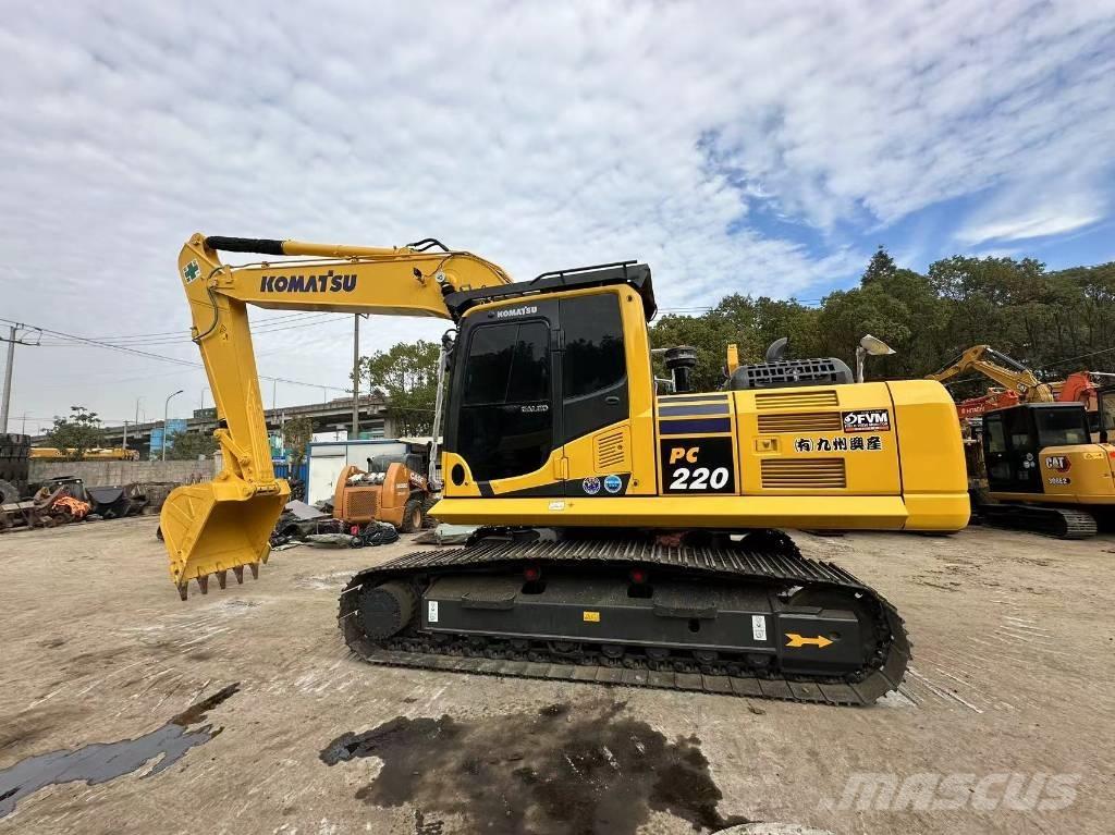 Komatsu PC 220 Bageri gusjeničari