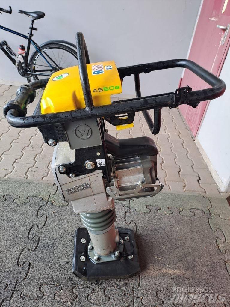 Wacker Neuson AS50e Vibro nabijači