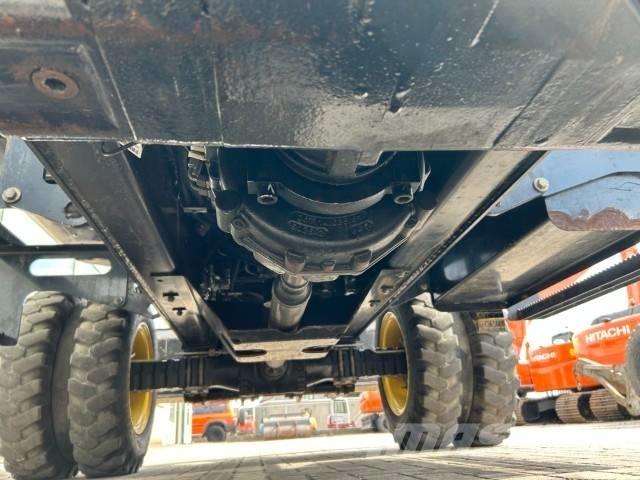 Yanmar TW110W Bageri na kotačima