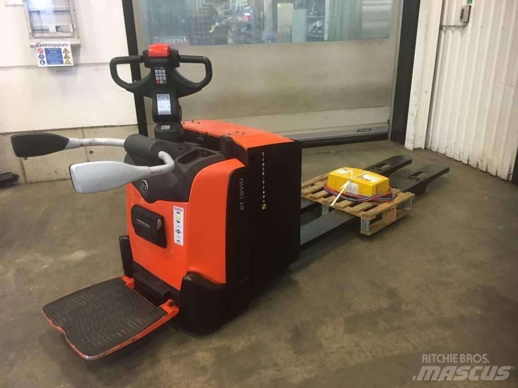Toyota LPE250 Nisko podizni električni viličar sa platformu