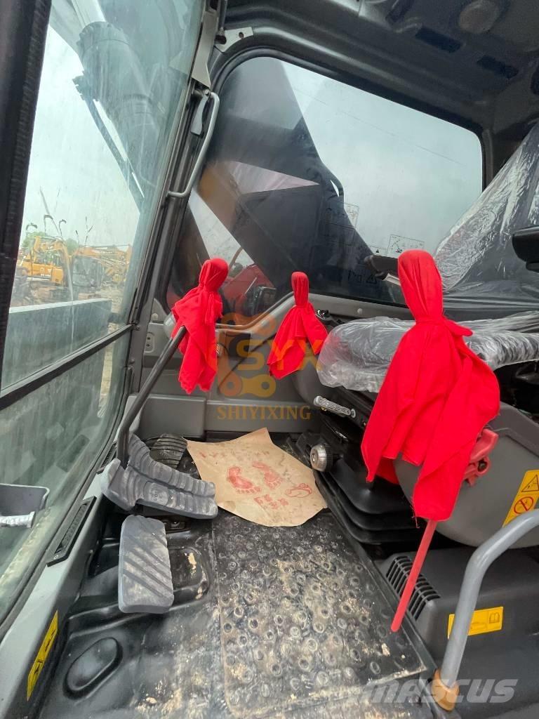 Volvo EC 240 BL Bageri gusjeničari