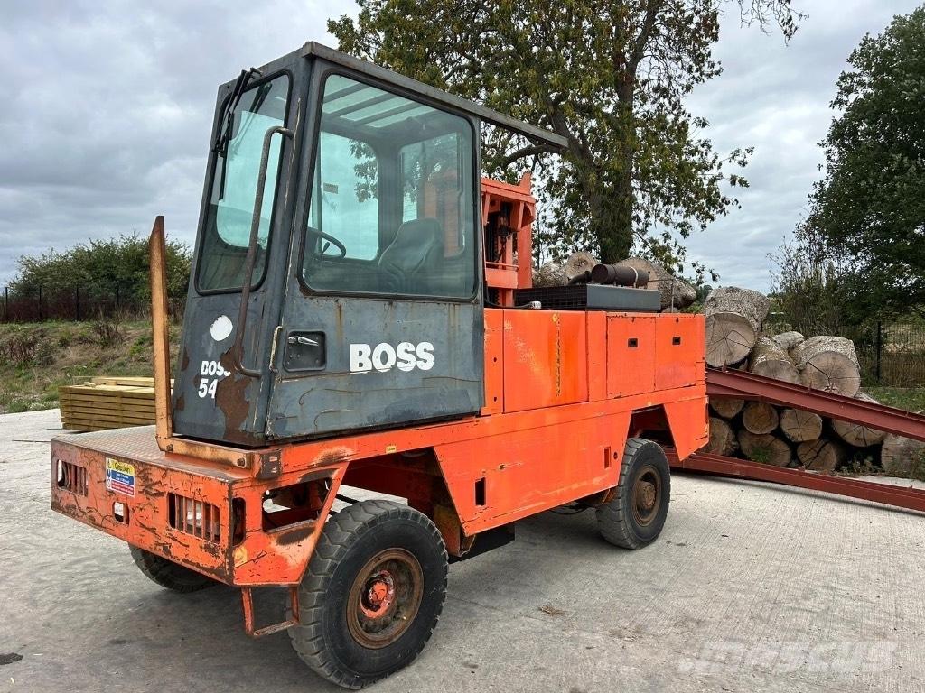 Boss 546 Bočni viličari