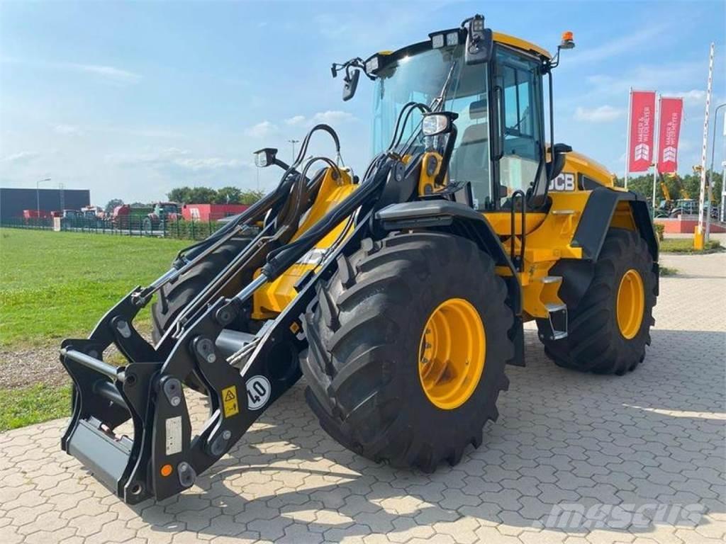 JCB 427 AGRI Utovarivači na kotačima