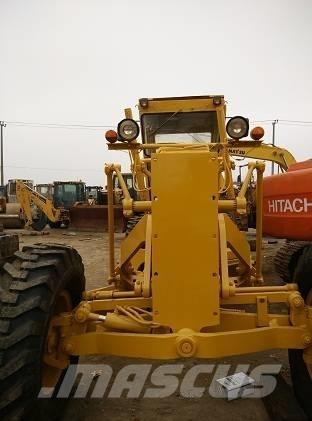 Komatsu GD 661 Grejderi