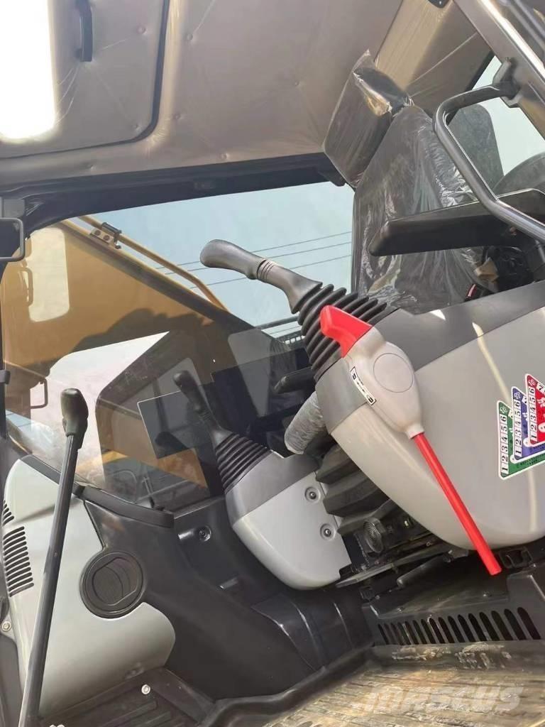 Komatsu PC 200 8N Bageri gusjeničari