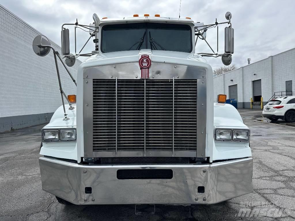 Kenworth T 800 Rol kiper kamioni s kukama za dizanje