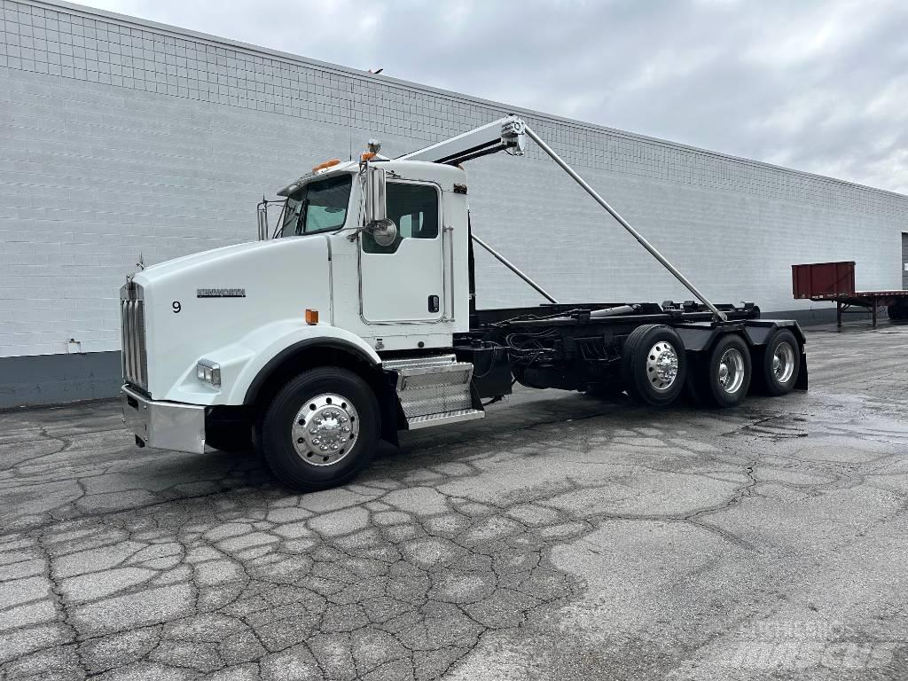 Kenworth T 800 Rol kiper kamioni s kukama za dizanje