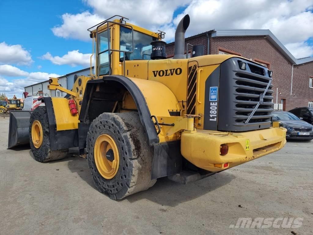 Volvo L 180 E Utovarivači na kotačima