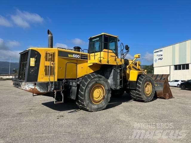 Komatsu WA 600-6 Utovarivači na kotačima