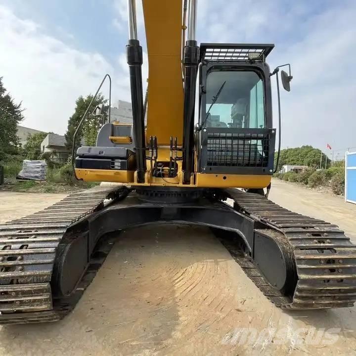 CAT 330D Bageri gusjeničari