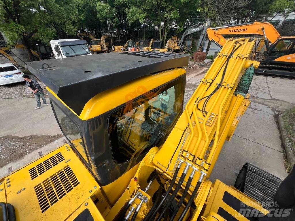 Komatsu PC 220 Bageri gusjeničari