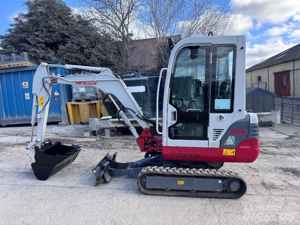 Takeuchi TB 219 Mini bageri <7t