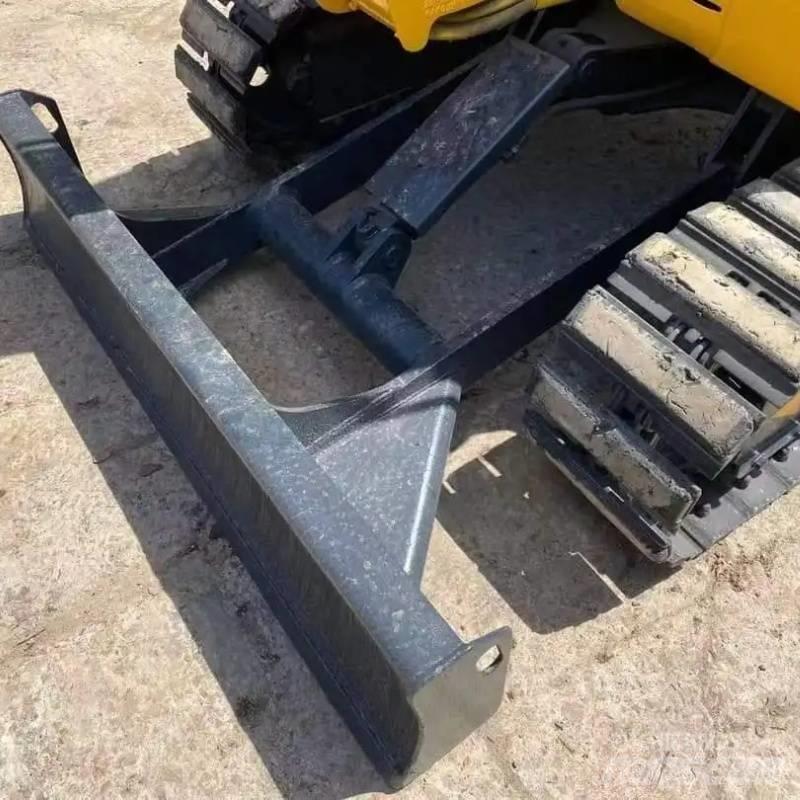 Komatsu PC30 Mini bageri <7t