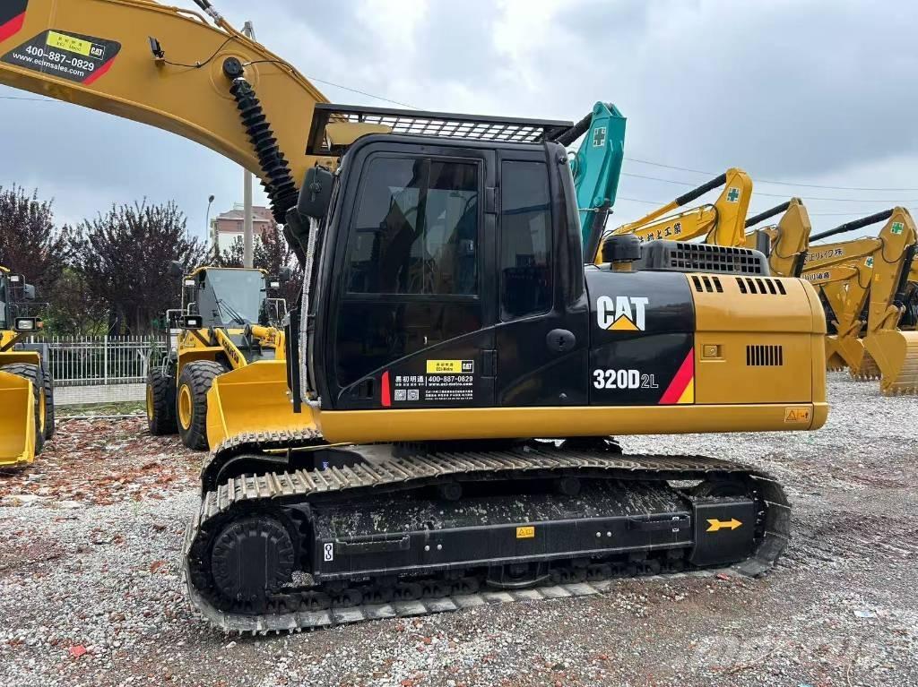 CAT 320D2L Bageri gusjeničari