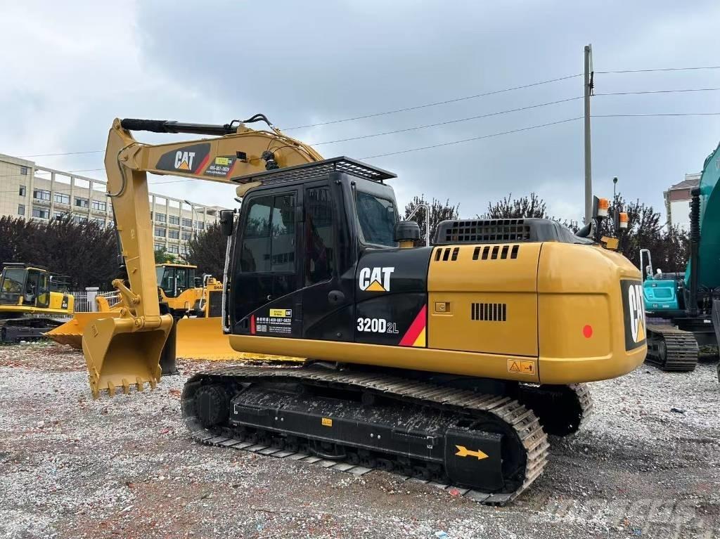CAT 320D2L Bageri gusjeničari