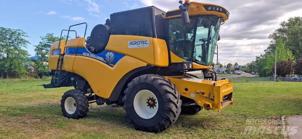 New Holland CX6.90 Kombajni