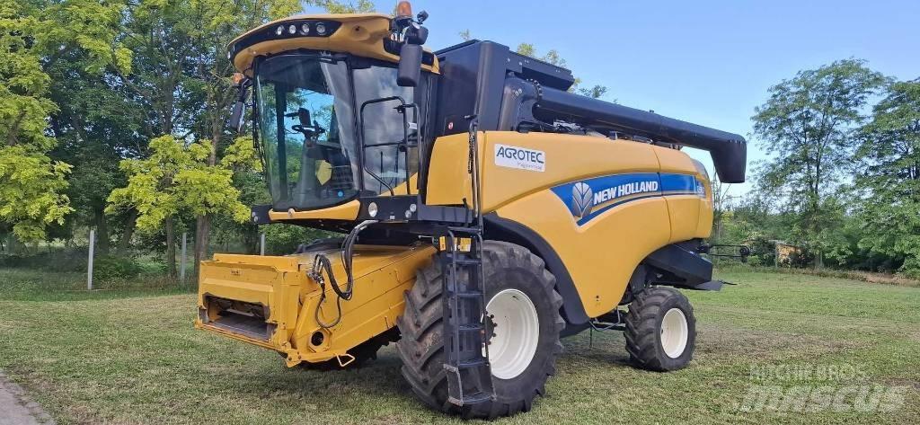 New Holland CX6.90 Kombajni
