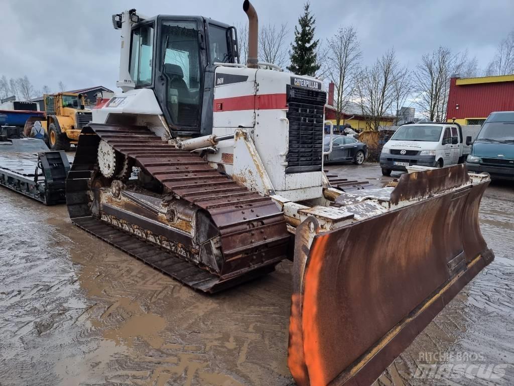 CAT D 6 N LGP Buldožeri gusjeničari