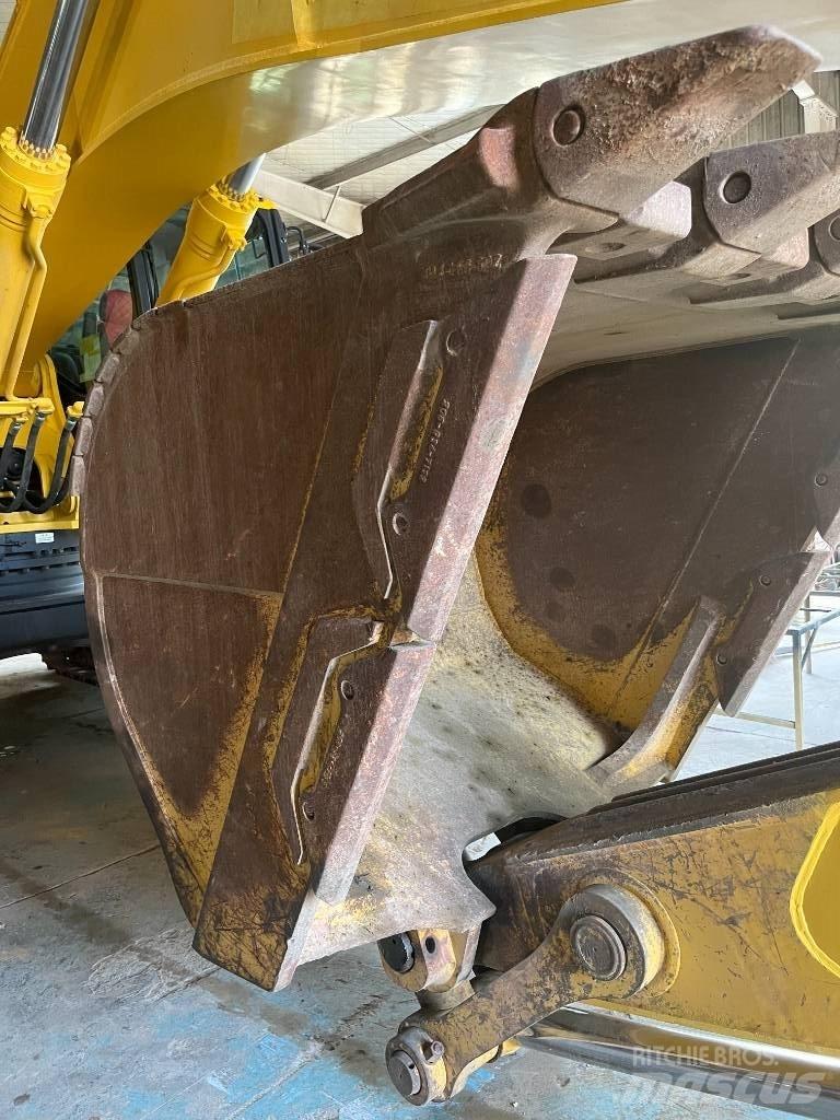 Komatsu PC 450 LC-8 Bageri gusjeničari