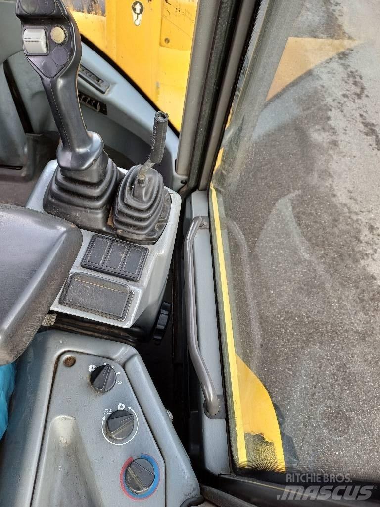 Volvo L 30 B Utovarivači na kotačima