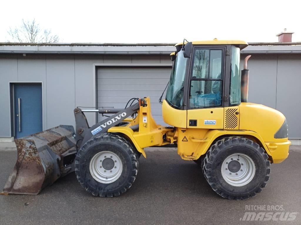 Volvo L 30 B Utovarivači na kotačima