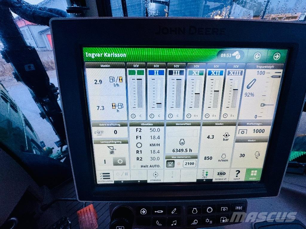 John Deere 6130 R Traktori