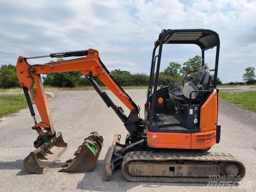 Hitachi ZX 26 U-5 A Mini bageri <7t