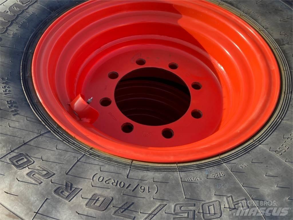 Mitas 4x 405/70R20 Ostala oprema za traktore
