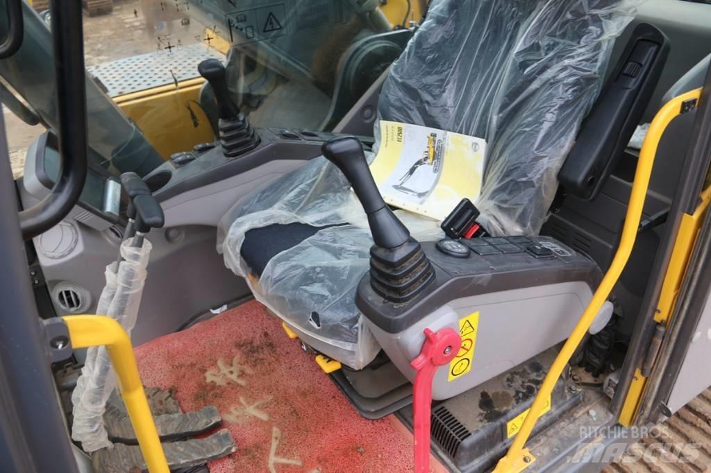 Volvo EC250 Bageri gusjeničari