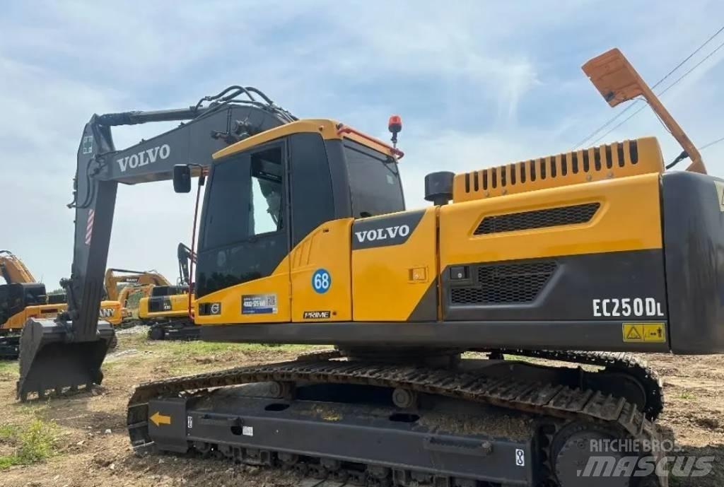 Volvo EC 250 D L Bageri gusjeničari