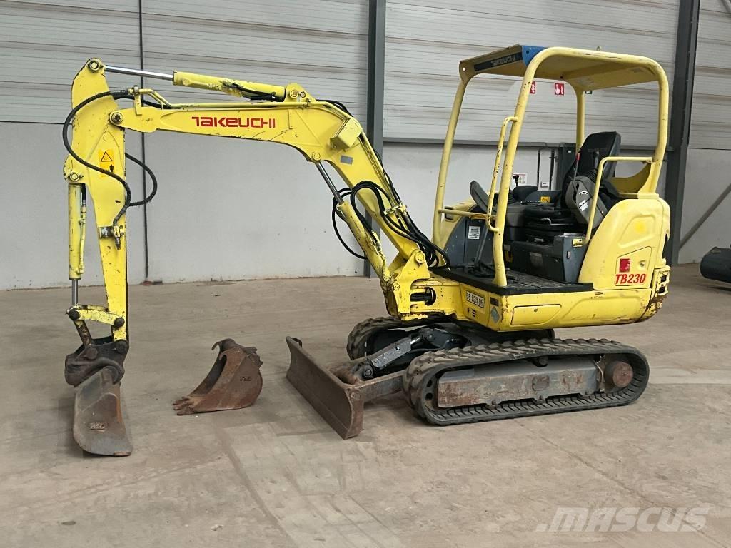 Takeuchi TB 230 Mini bageri <7t