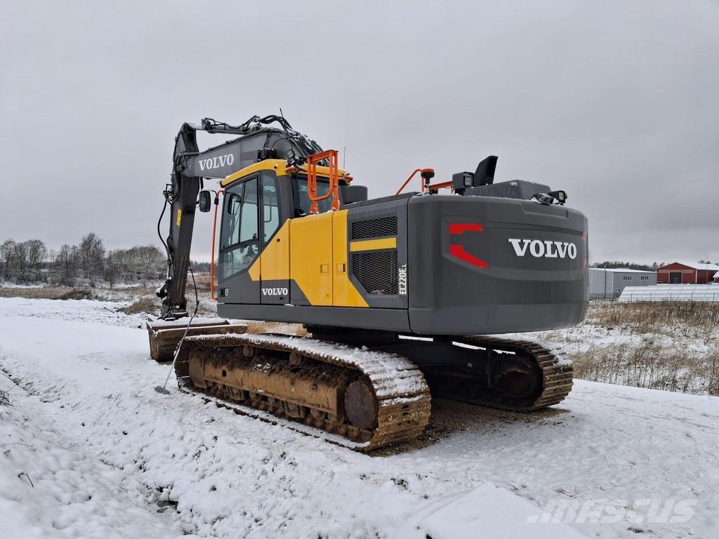 Volvo EC220E Bageri gusjeničari