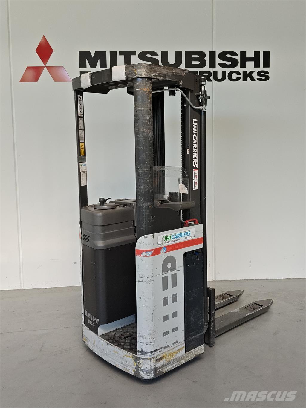 Atlet AJN160 Samopogonski ručni viličari