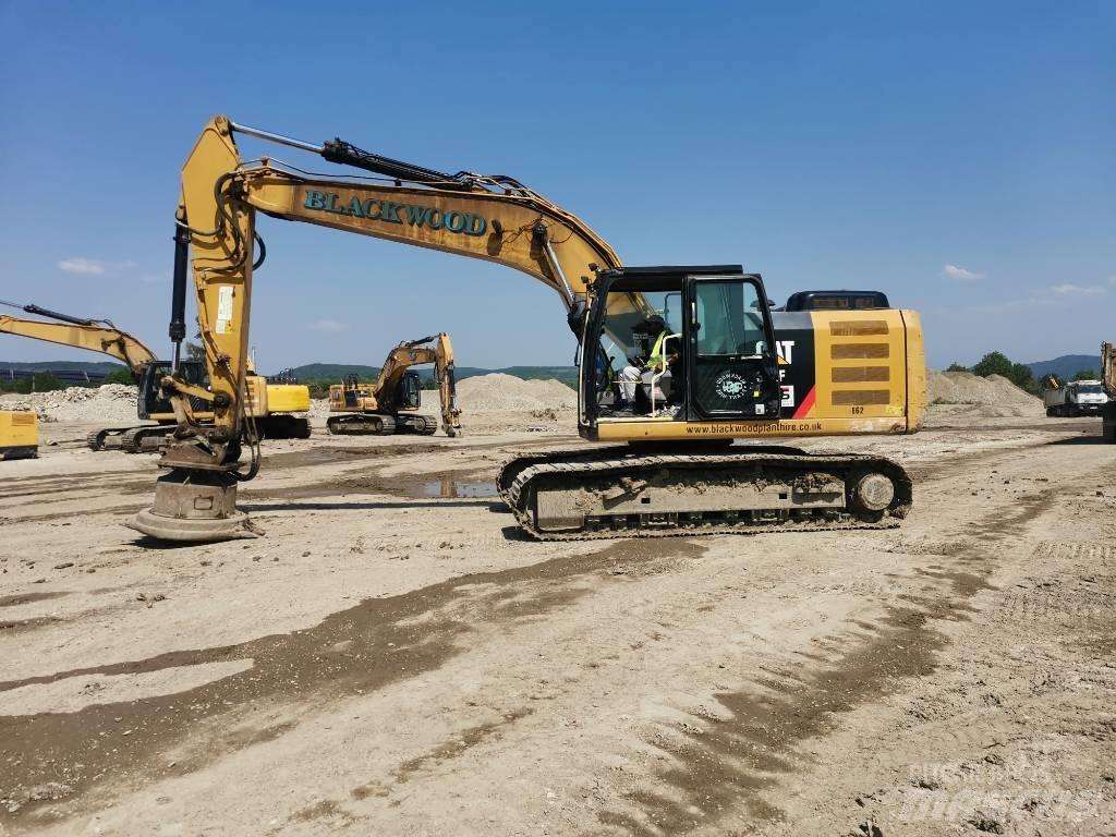 CAT 320 F Bageri gusjeničari