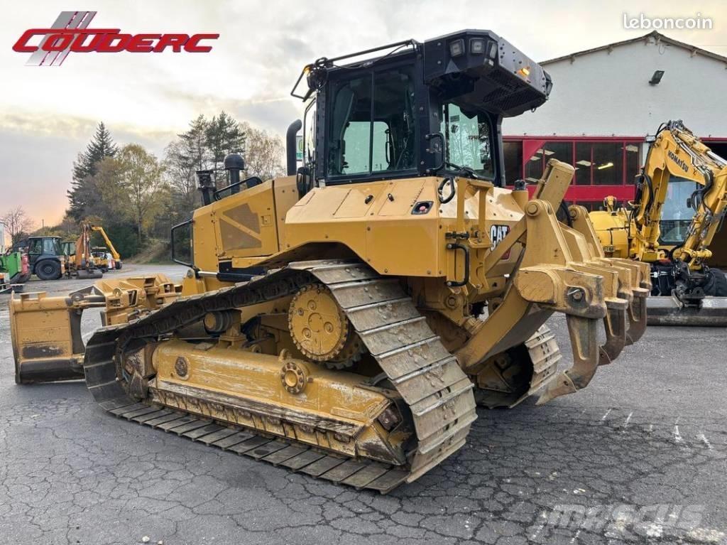 CAT D 5 Buldožeri gusjeničari