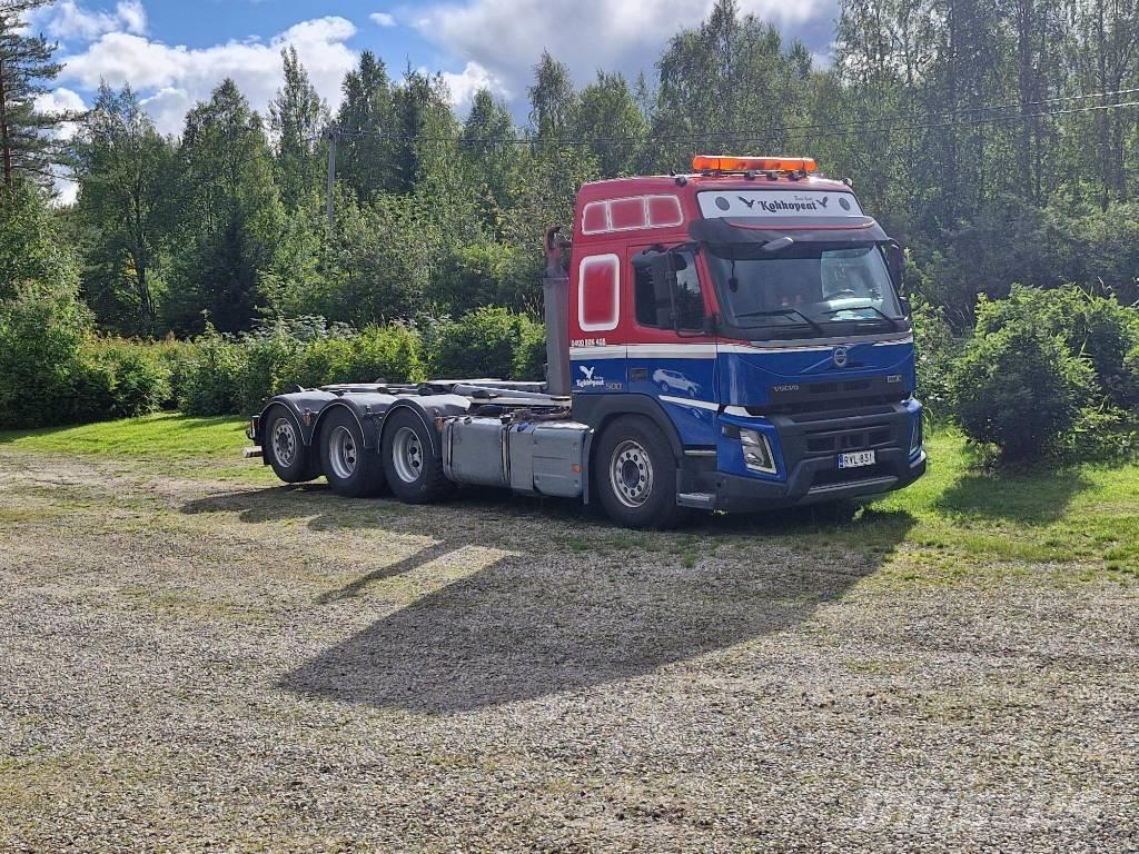 Volvo 500 FMX Rol kiper kamioni s kukama za dizanje