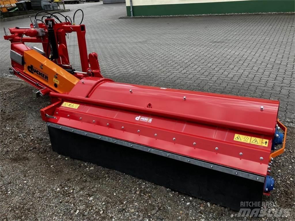 Dücker USM-21 Kosilice za pašnjak