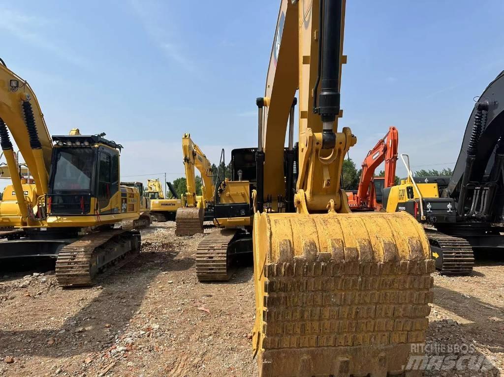 CAT 326D Bageri gusjeničari
