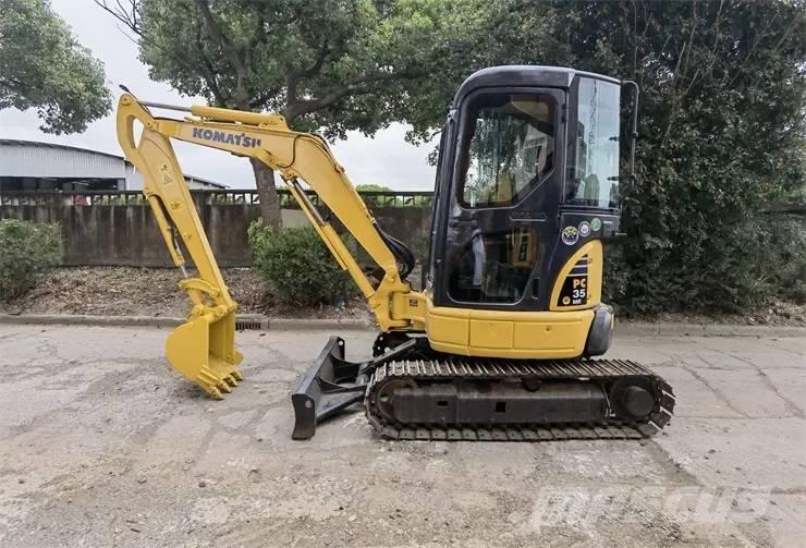 Komatsu PC35 Mini bageri <7t