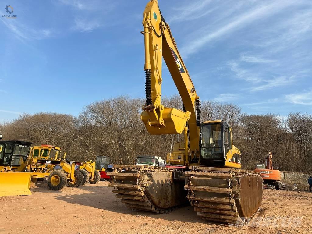 CAT 320 C L Amfibijski bageri